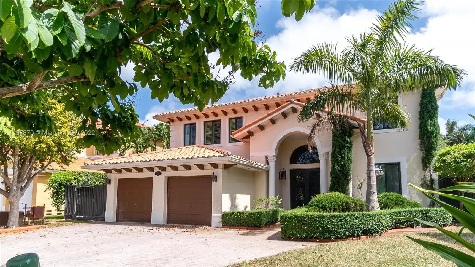 7888 SW 195th Ter, Cutler Bay FL 33157 photo 2