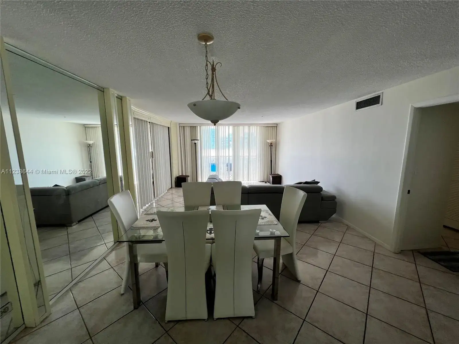 6039 Collins Ave # 1034, Miami Beach FL 33140 photo 2
