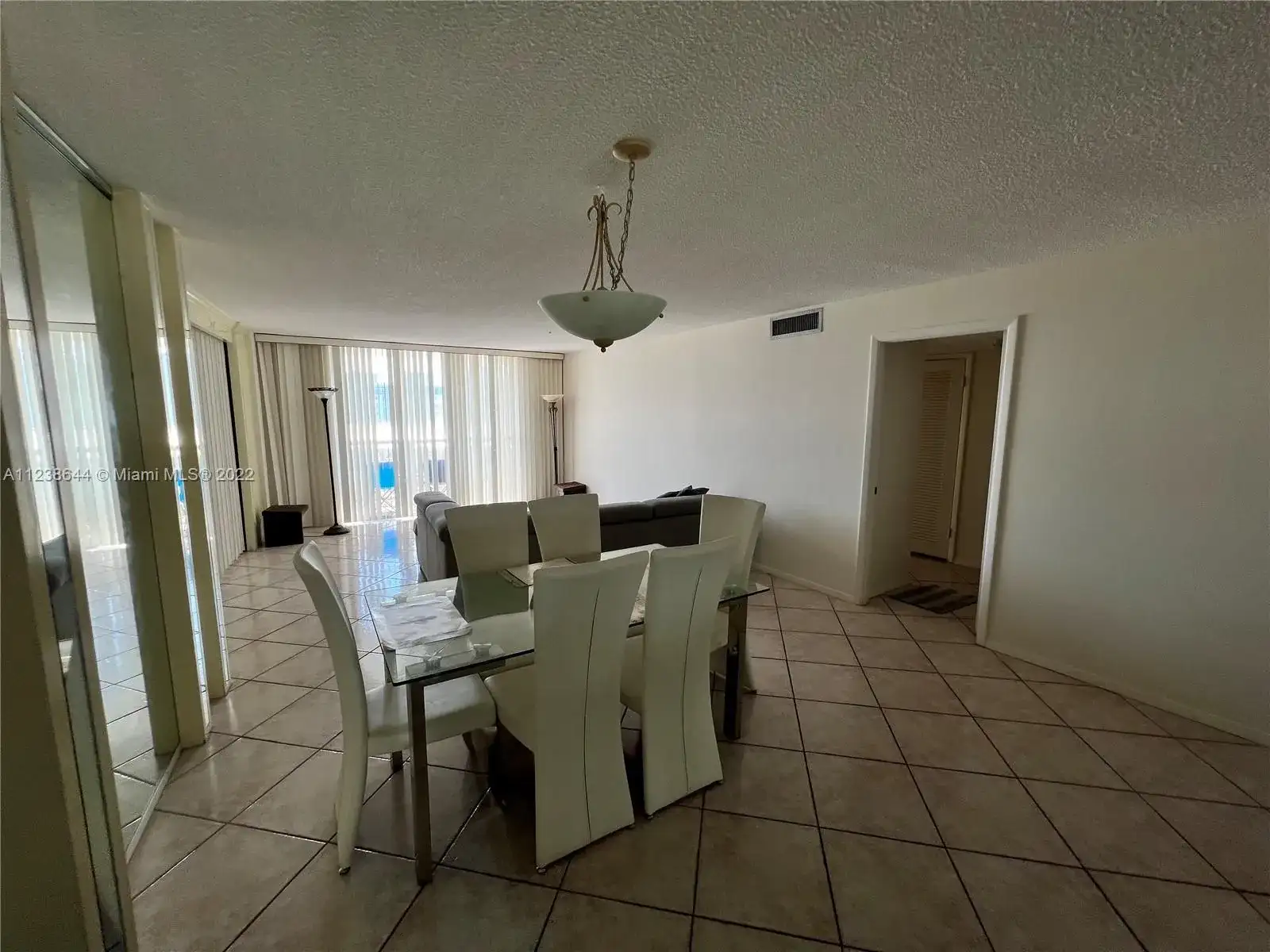 6039 Collins Ave # 1034, Miami Beach FL 33140 photo 3
