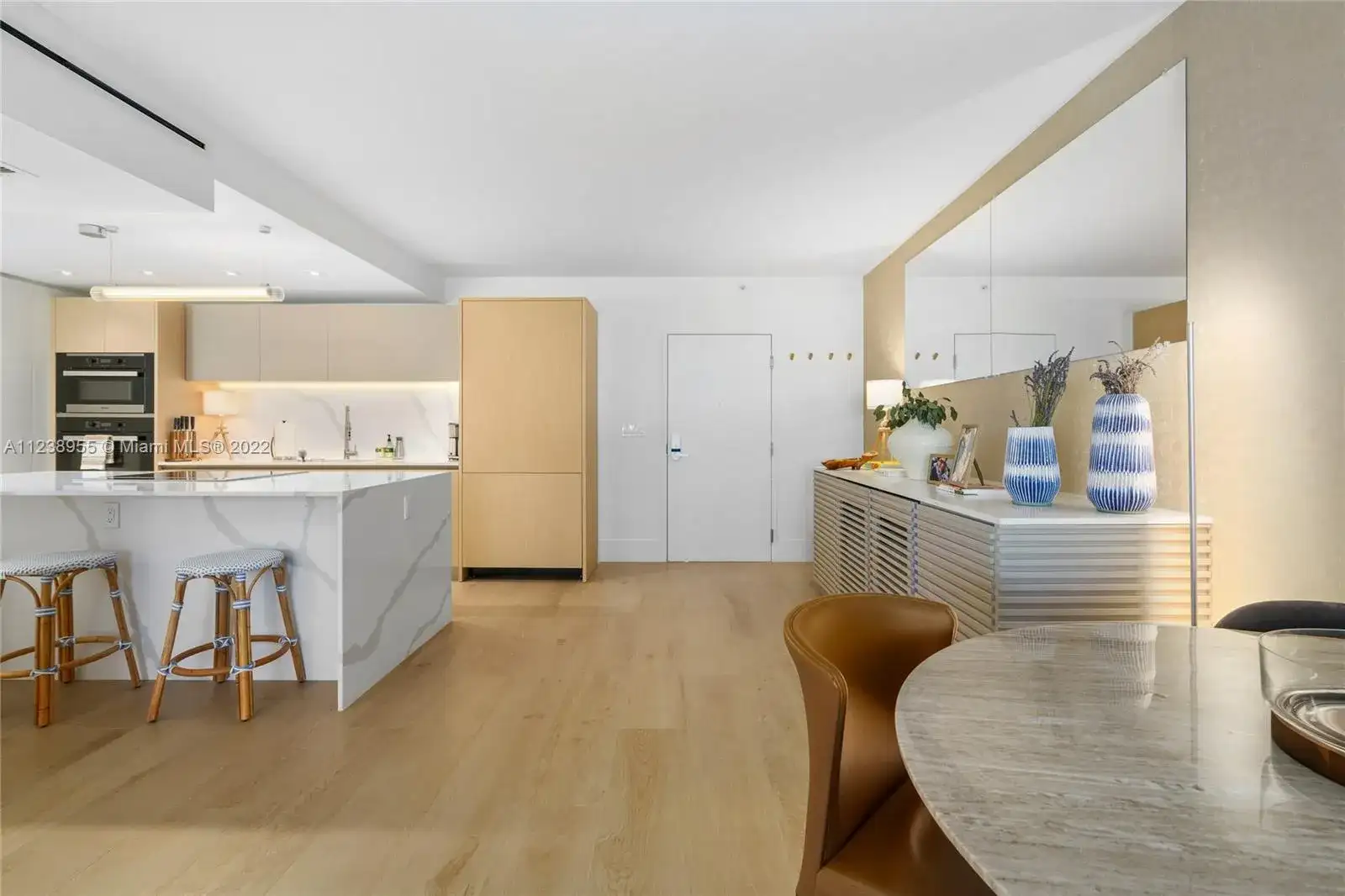 2301 Collins Ave # 407, Miami Beach FL 33139 photo 4