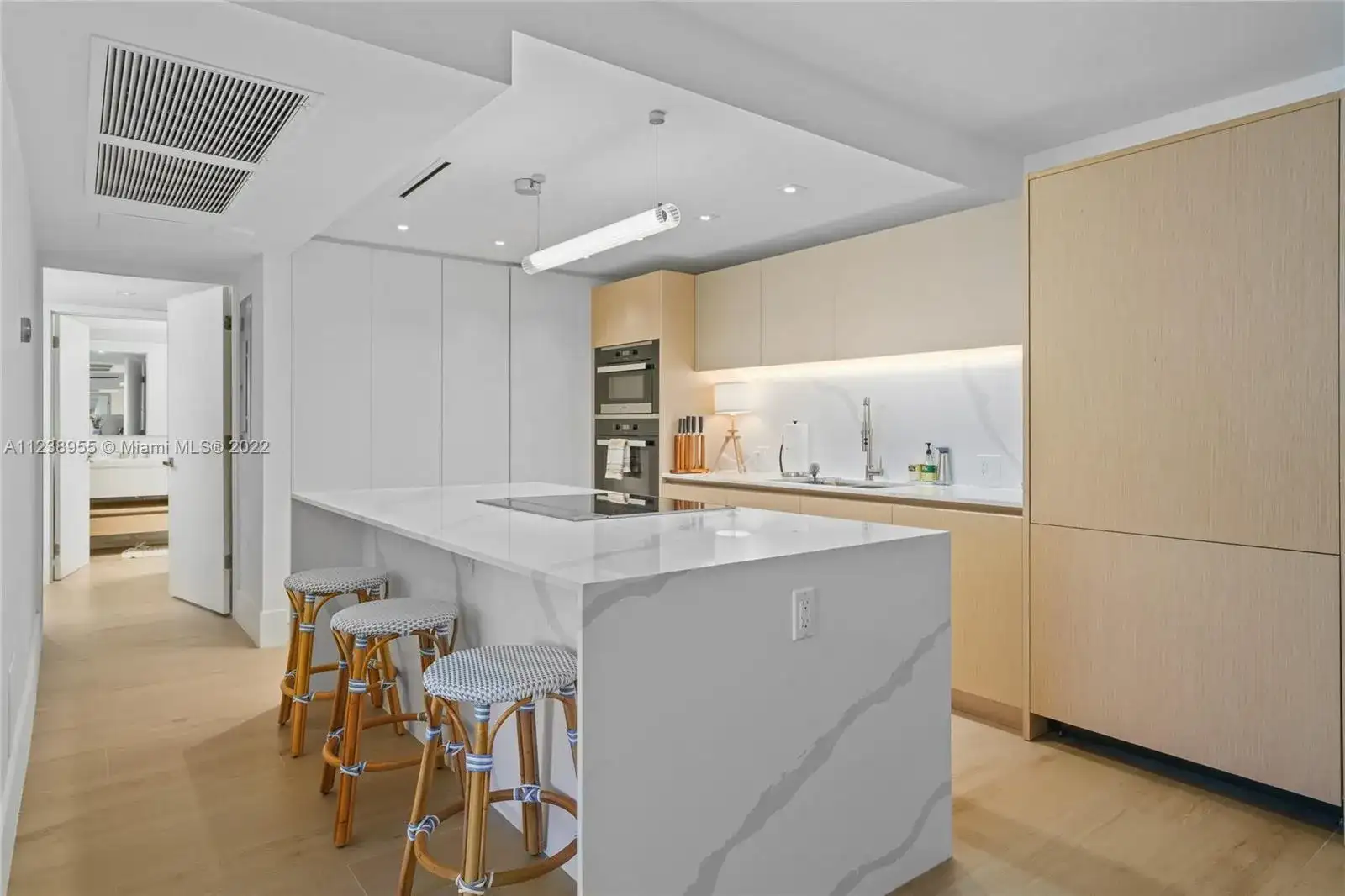 2301 Collins Ave # 407, Miami Beach FL 33139 photo 5