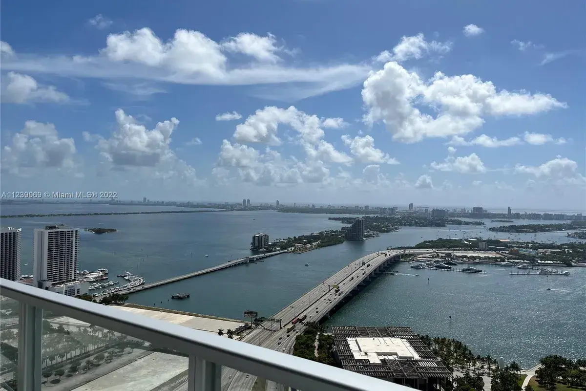 1100 Biscayne Blvd # 4404, Miami FL 33132