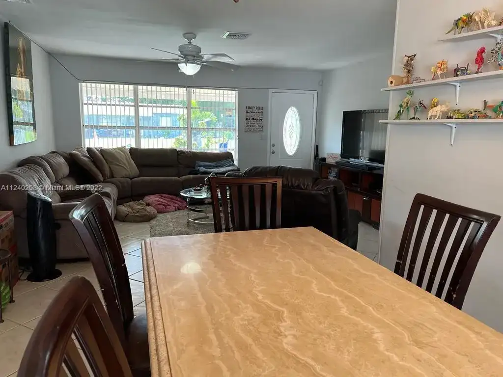 3201 NE 9th Ter, Pompano Beach FL 33064 photo 4