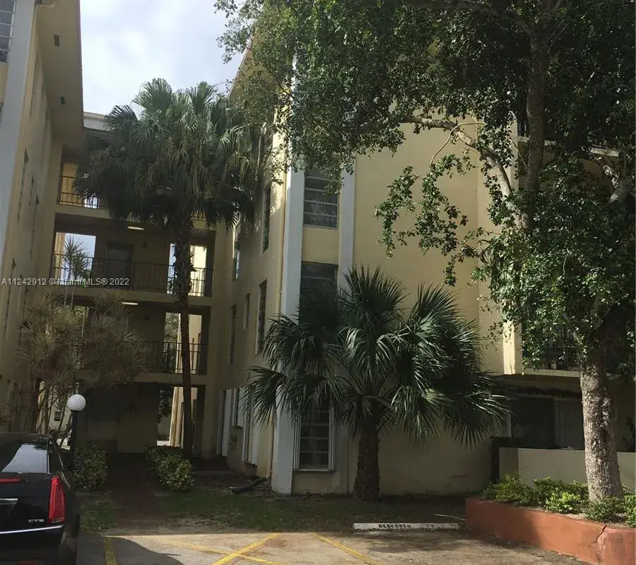 11905 NE 2nd Ave # C311, North Miami FL 33161