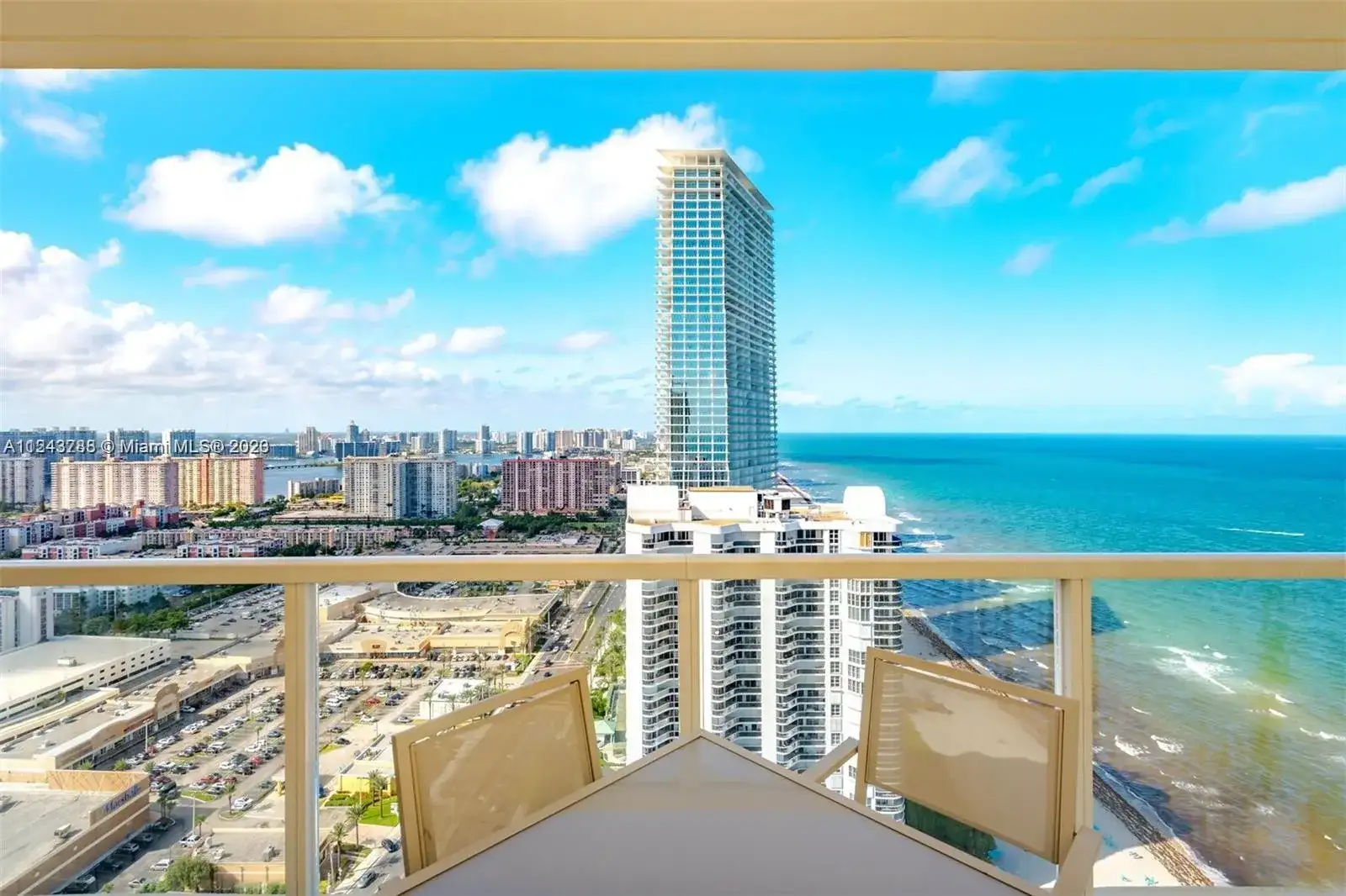 16699 Collins Ave, Sunny Isles Beach FL 33160 photo 2