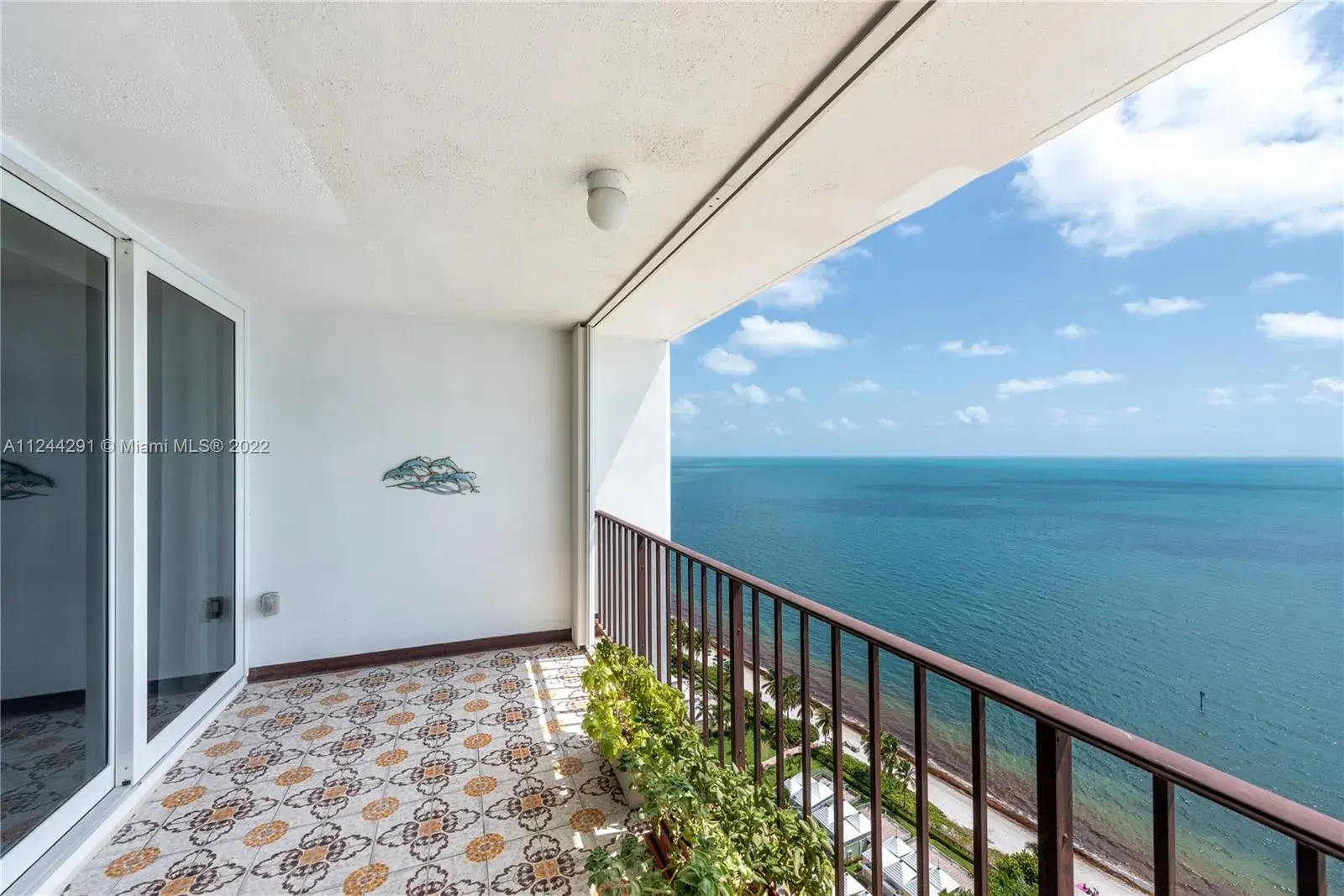 881 Ocean Dr # 27D, Key Biscayne FL 33149