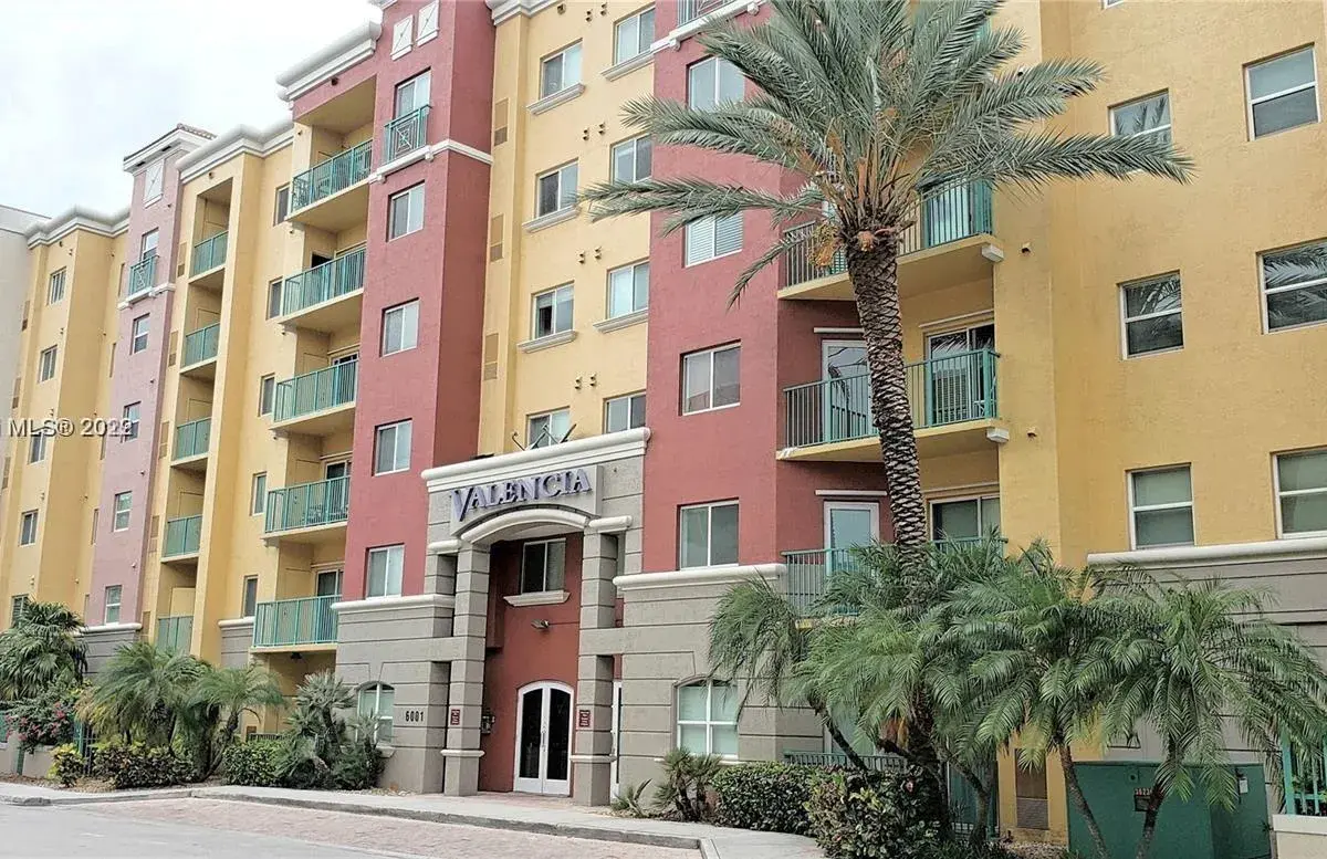 6001 SW 70th St # 247, South Miami FL 33143