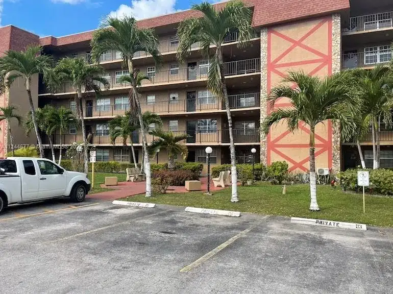 6575 W 4th Ave # 109, Hialeah FL 33012 photo 2