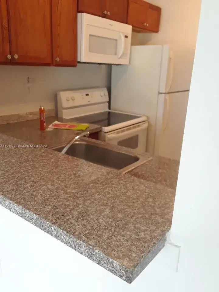 498 NW 165th St Rd # 407, Miami FL 33169 photo 2