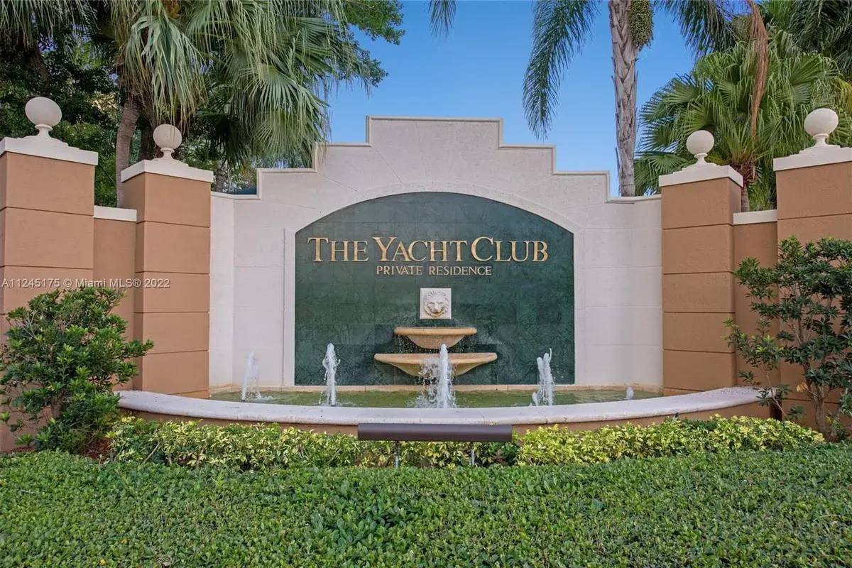19999 E Country Club Dr # 1307, Aventura FL 33180