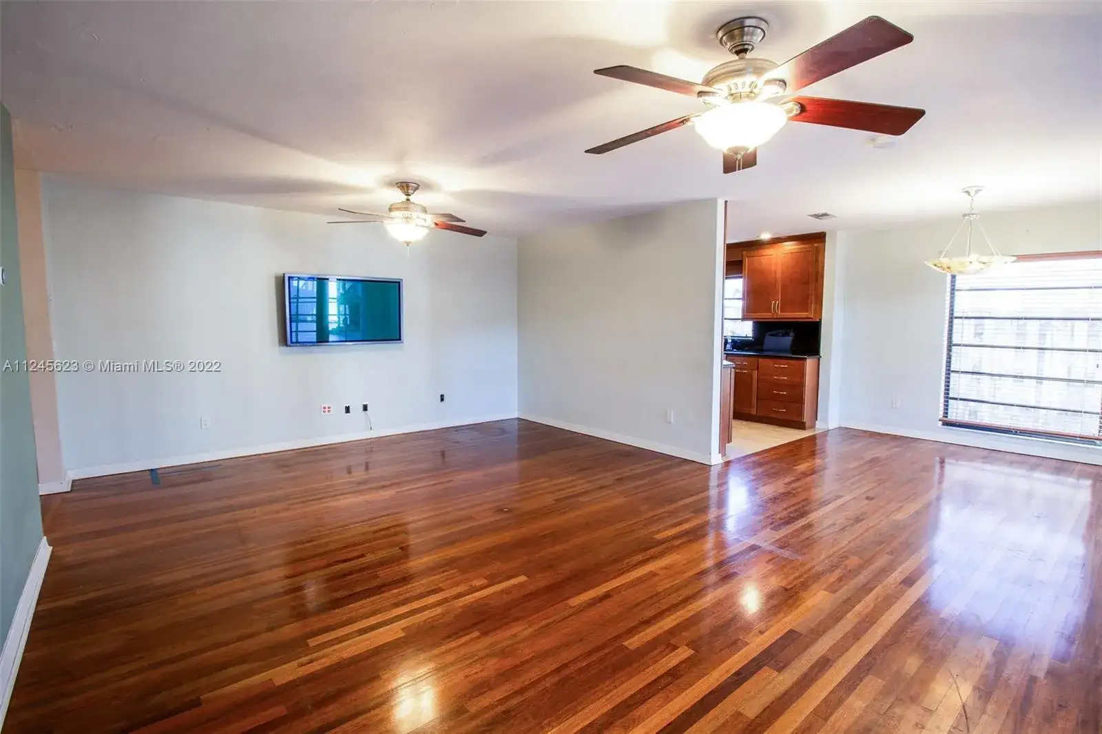 18941 SW 92nd Ct, Cutler Bay FL 33157 photo 5