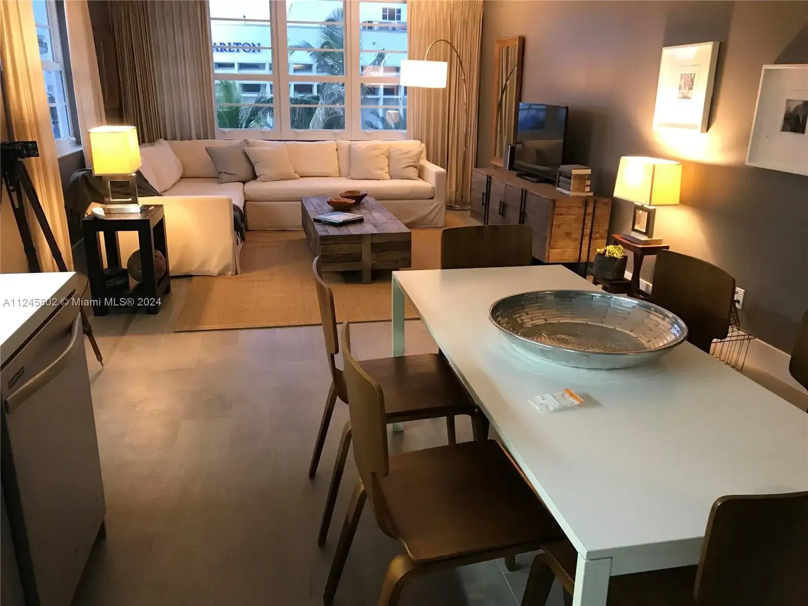 100 Lincoln Rd # B, Miami Beach FL 33139 photo 2