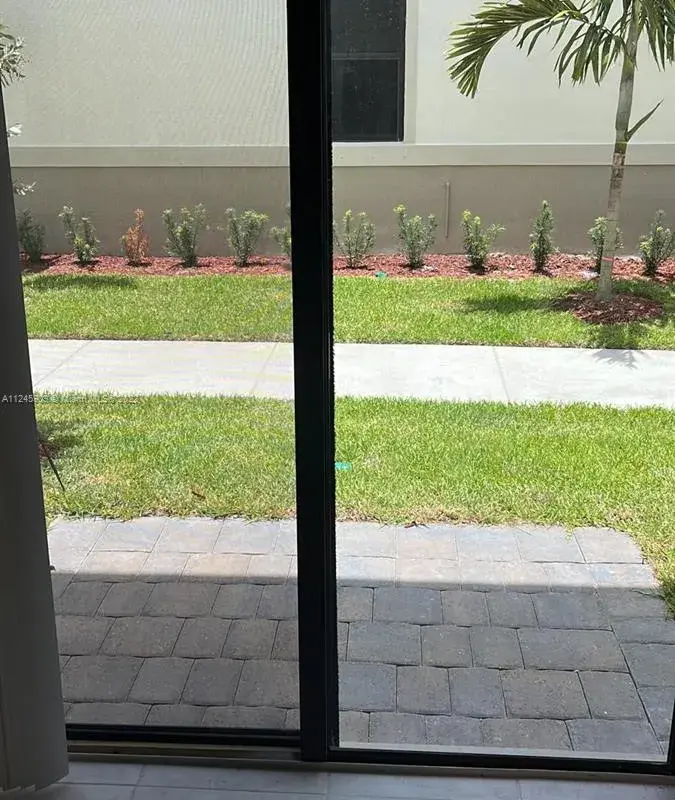 606 SW 12 th Street # 0, Homestead FL 33034
