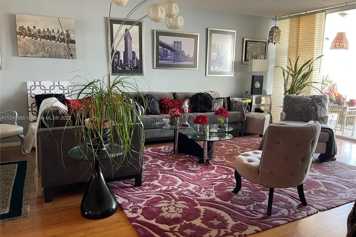 18021 Biscayne Blvd # 1604, Aventura FL 33160