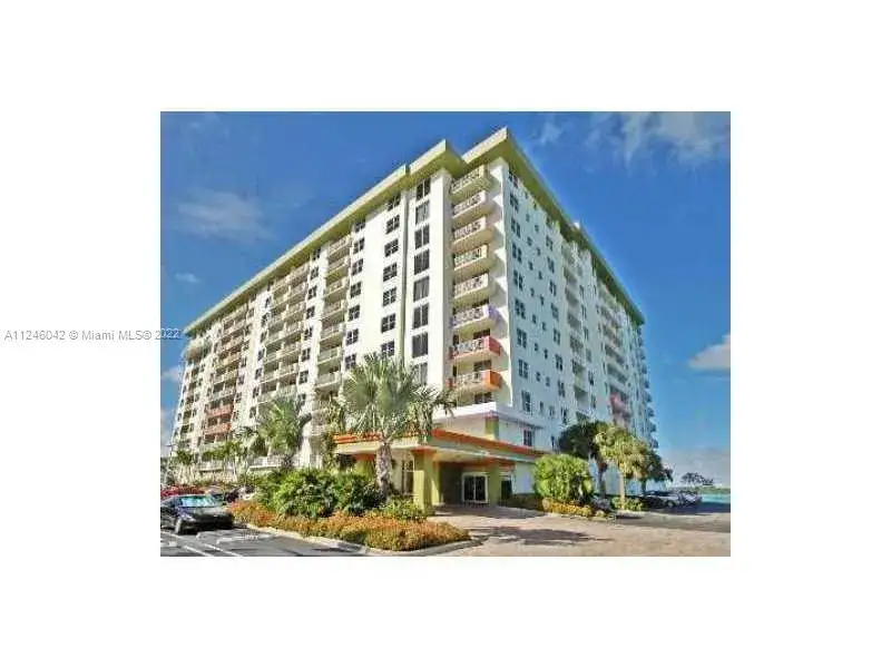 10350 W BAY HARBOR DR # 10N, Bay Harbor Islands FL 33154
