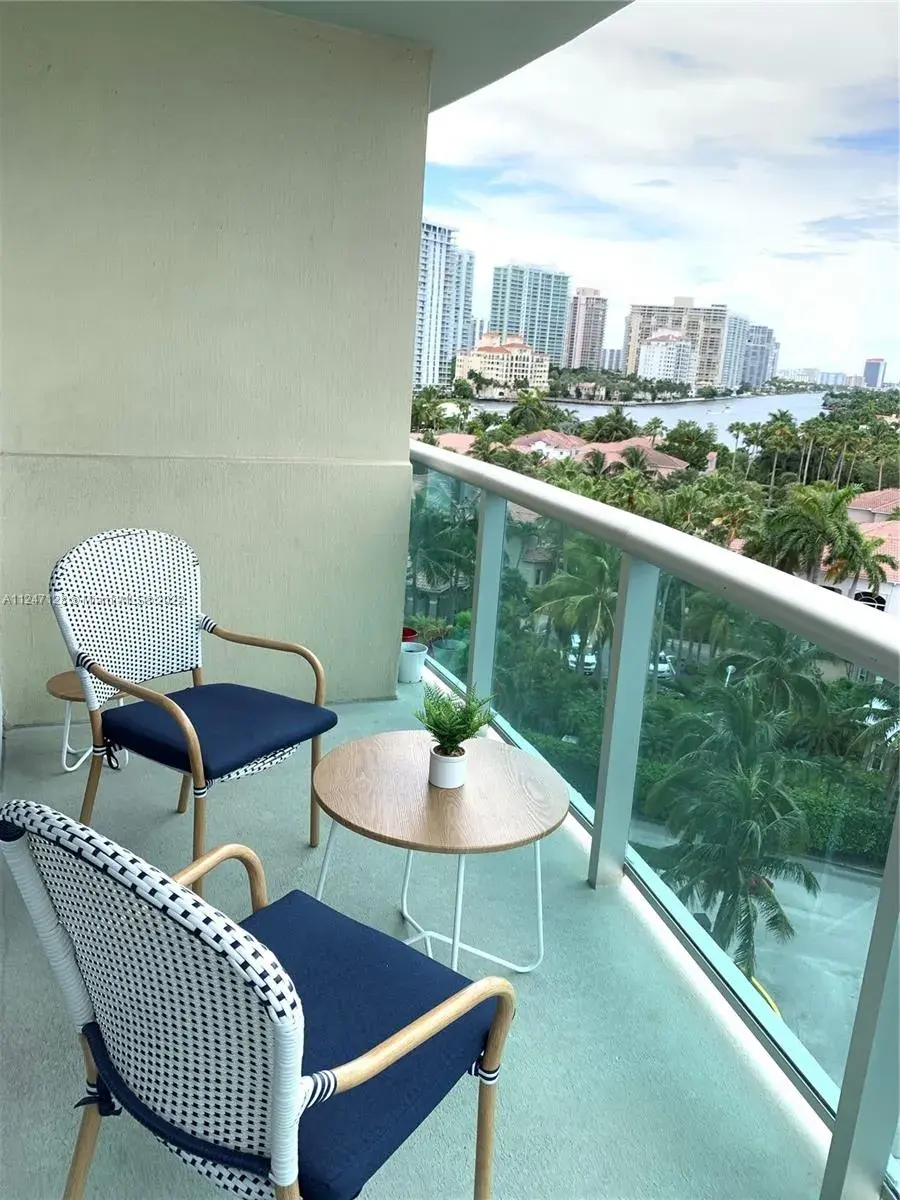 19380 Collins Ave # 818, Sunny Isles Beach FL 33160