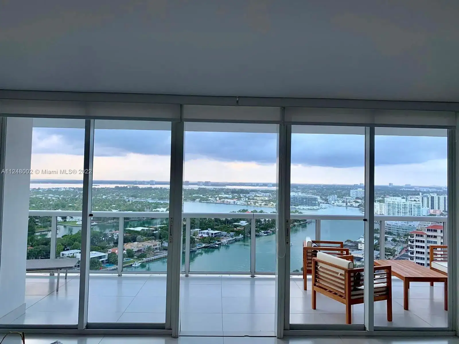 6301 Collins Ave # 3006, Miami Beach FL 33141 photo 2