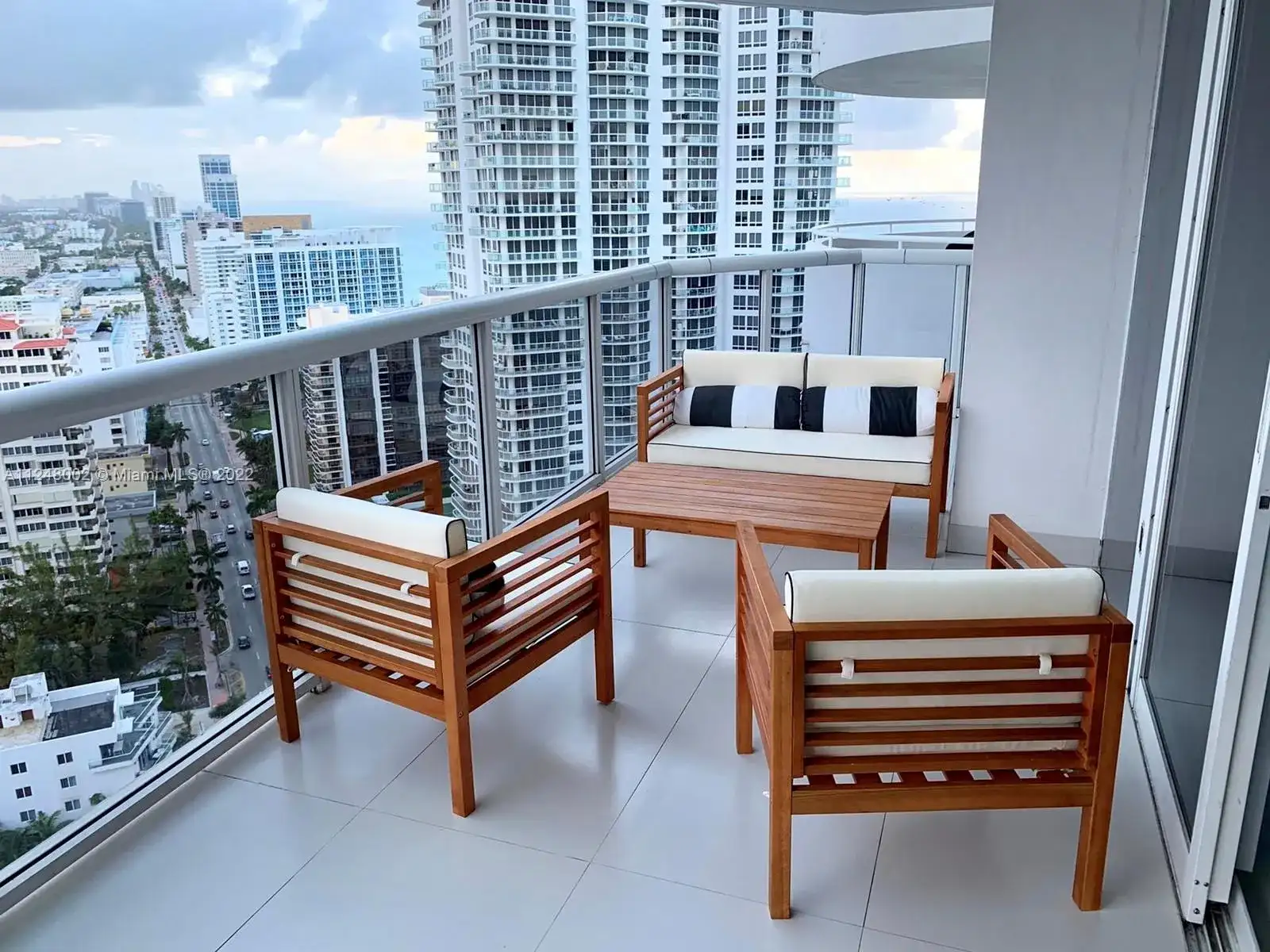 6301 Collins Ave # 3006, Miami Beach FL 33141 photo 5