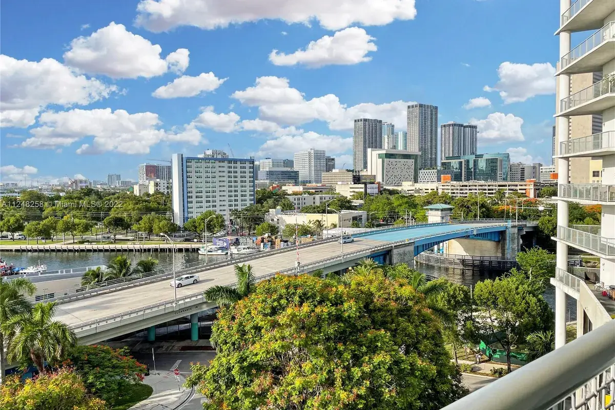 10 SW South River Dr # 810, Miami FL 33130