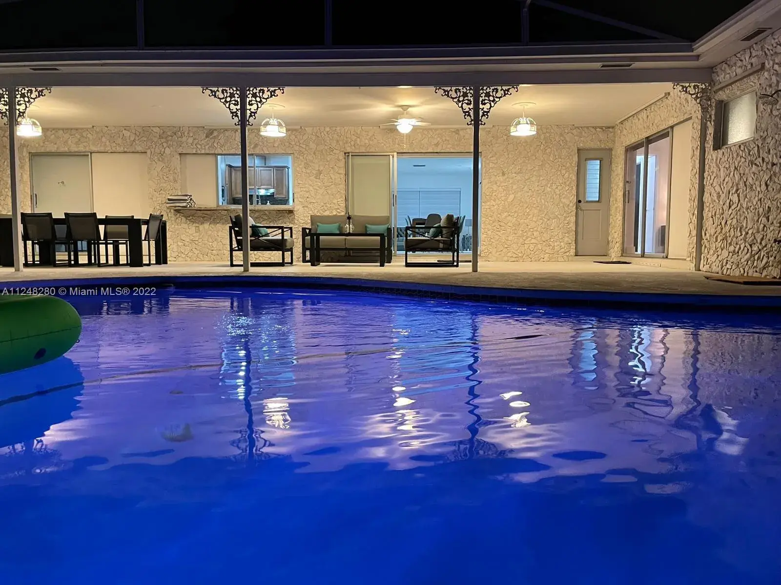 4516 Madison St, Hollywood FL 33021