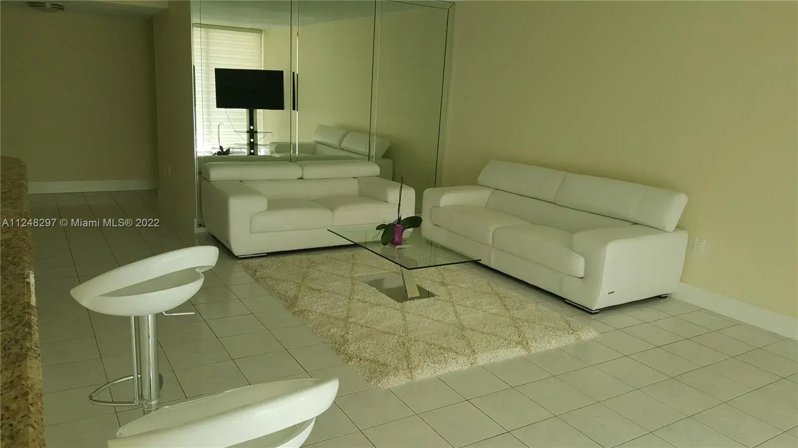 18061 Biscayne Blvd, Aventura FL 33160