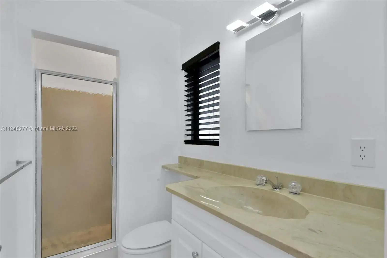 147 Camden Dr, Bal Harbour FL 33154 photo 4