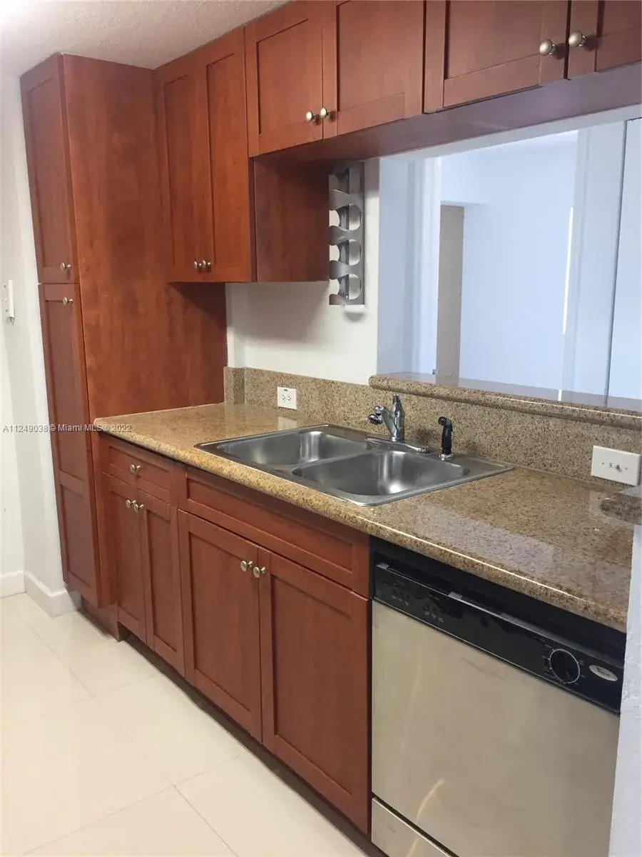 36 NW 6th Ave # 501, Miami FL 33128