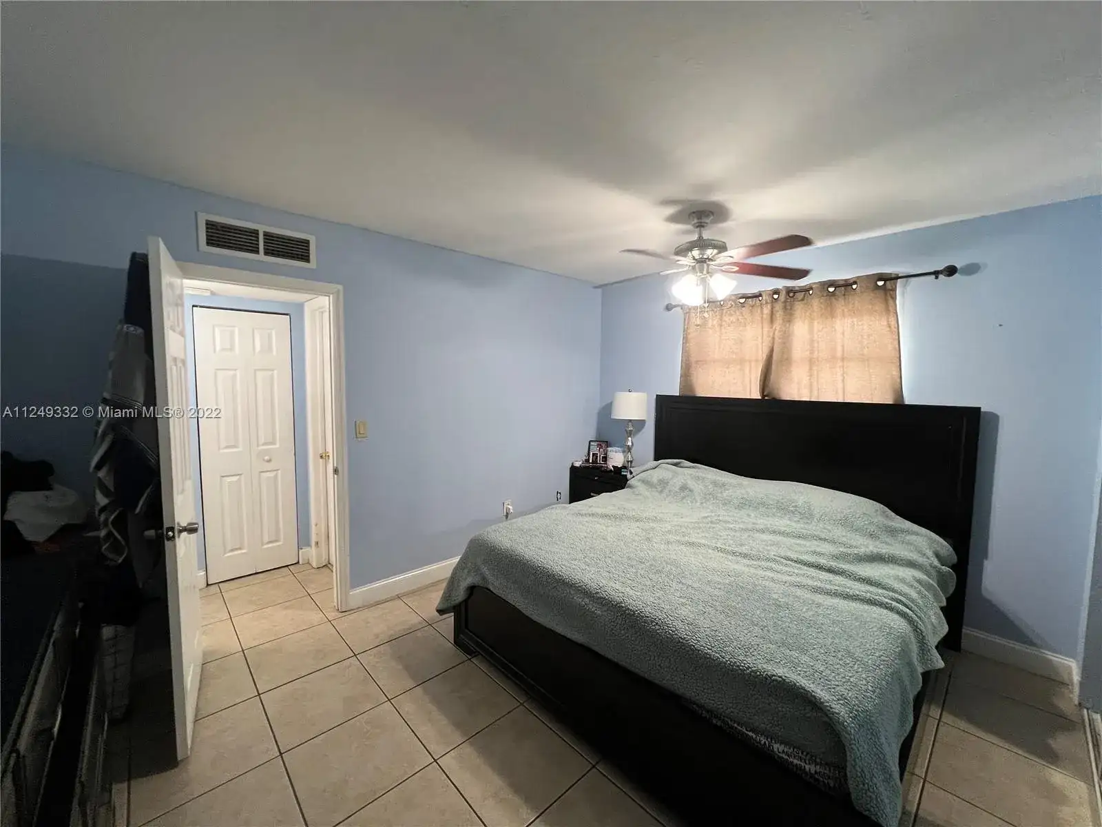 4050 NW 135th St # 1, Opa-Locka FL 33054 photo 2