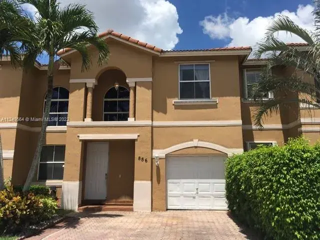 886 NW 135th Ter, Pembroke Pines FL 33028