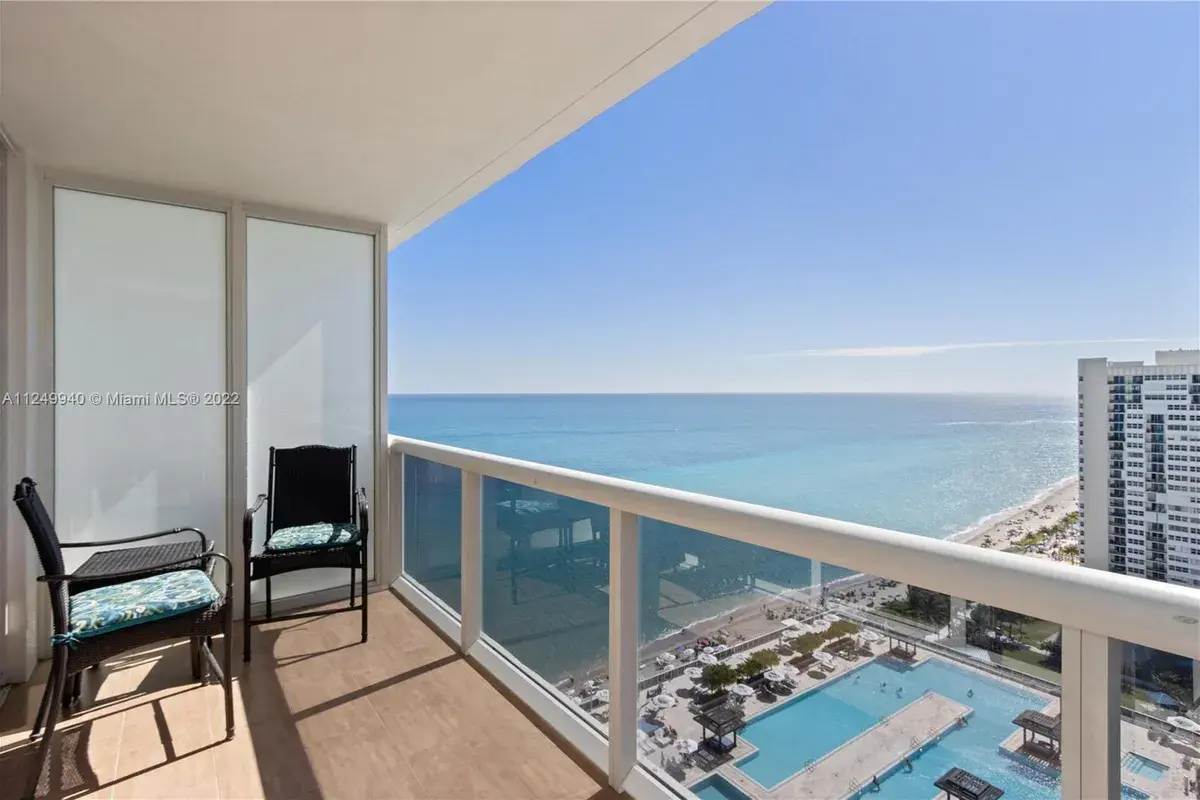1830 S Ocean Dr # 3105, Hallandale Beach FL 33009