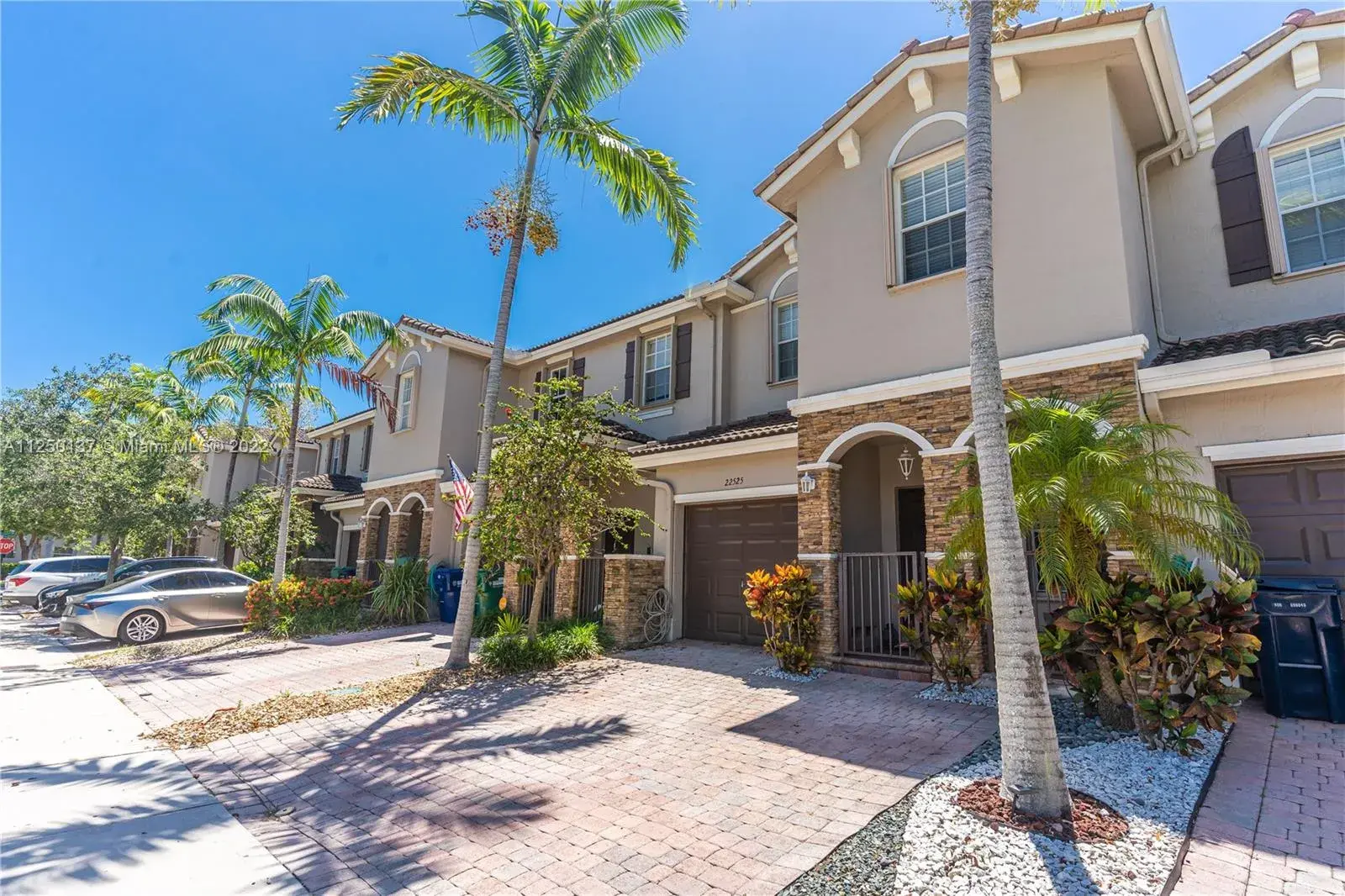22525 SW 88th Path, Cutler Bay FL 33190