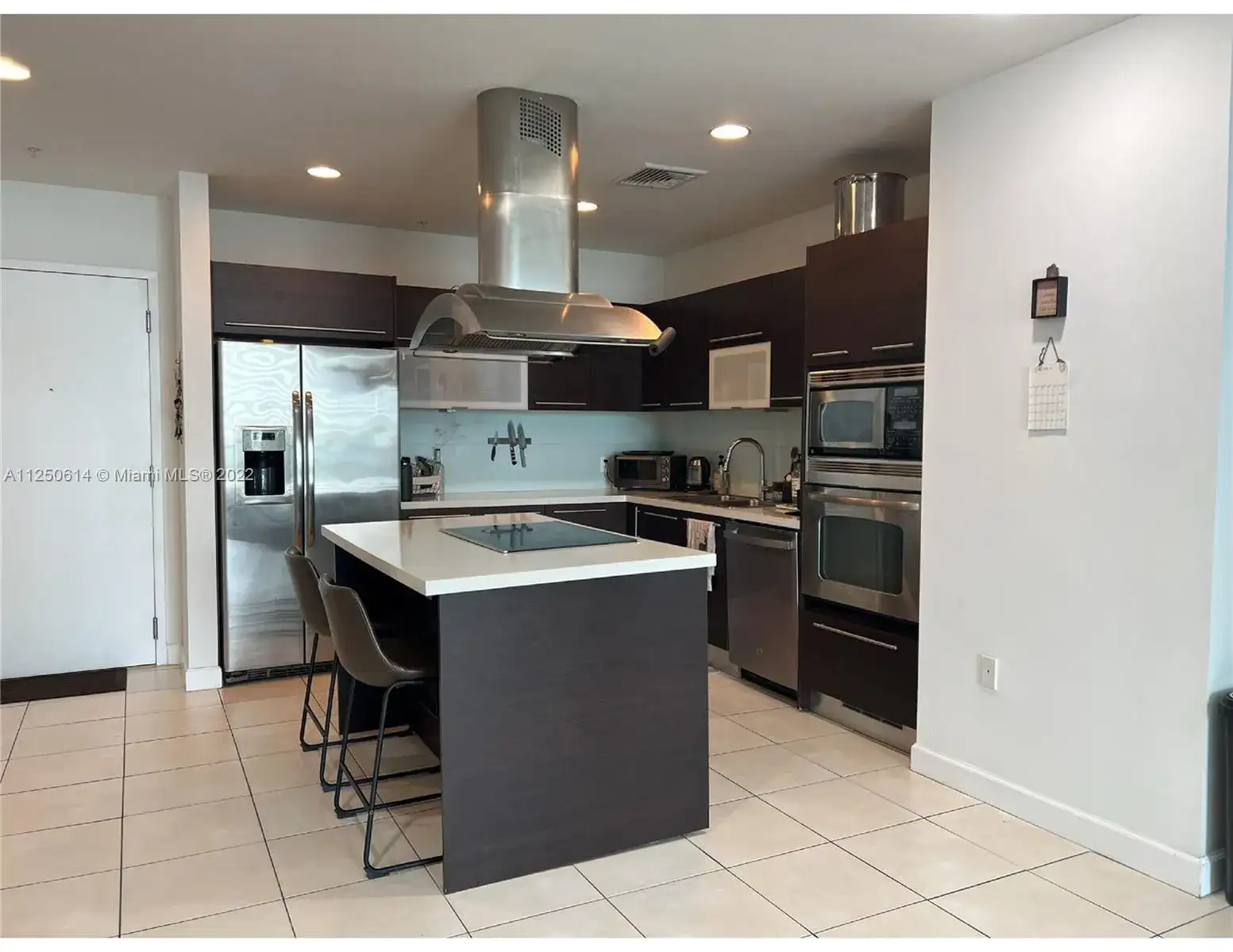 7928 East Dr # 502, North Bay Village FL 33141 photo 2