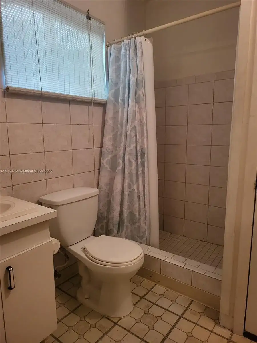 1731 NW 187th St, Miami Gardens FL 33056 photo 2