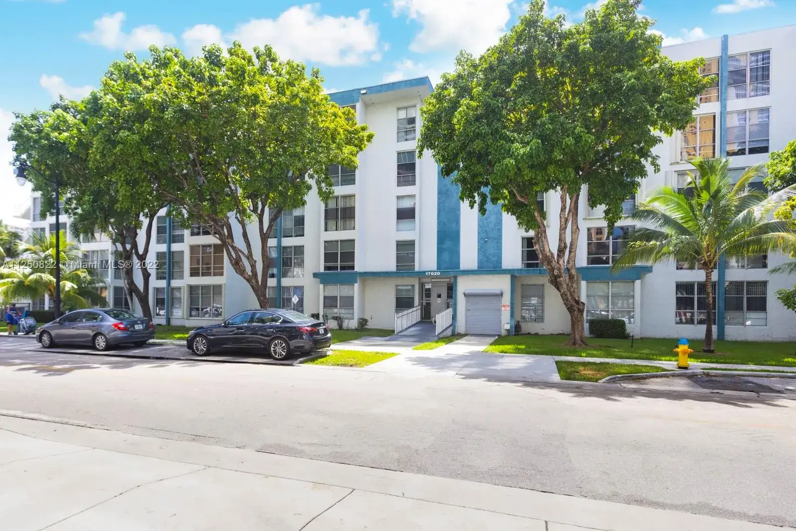 17620 Atlantic Blvd # 1, Sunny Isles Beach FL 33160