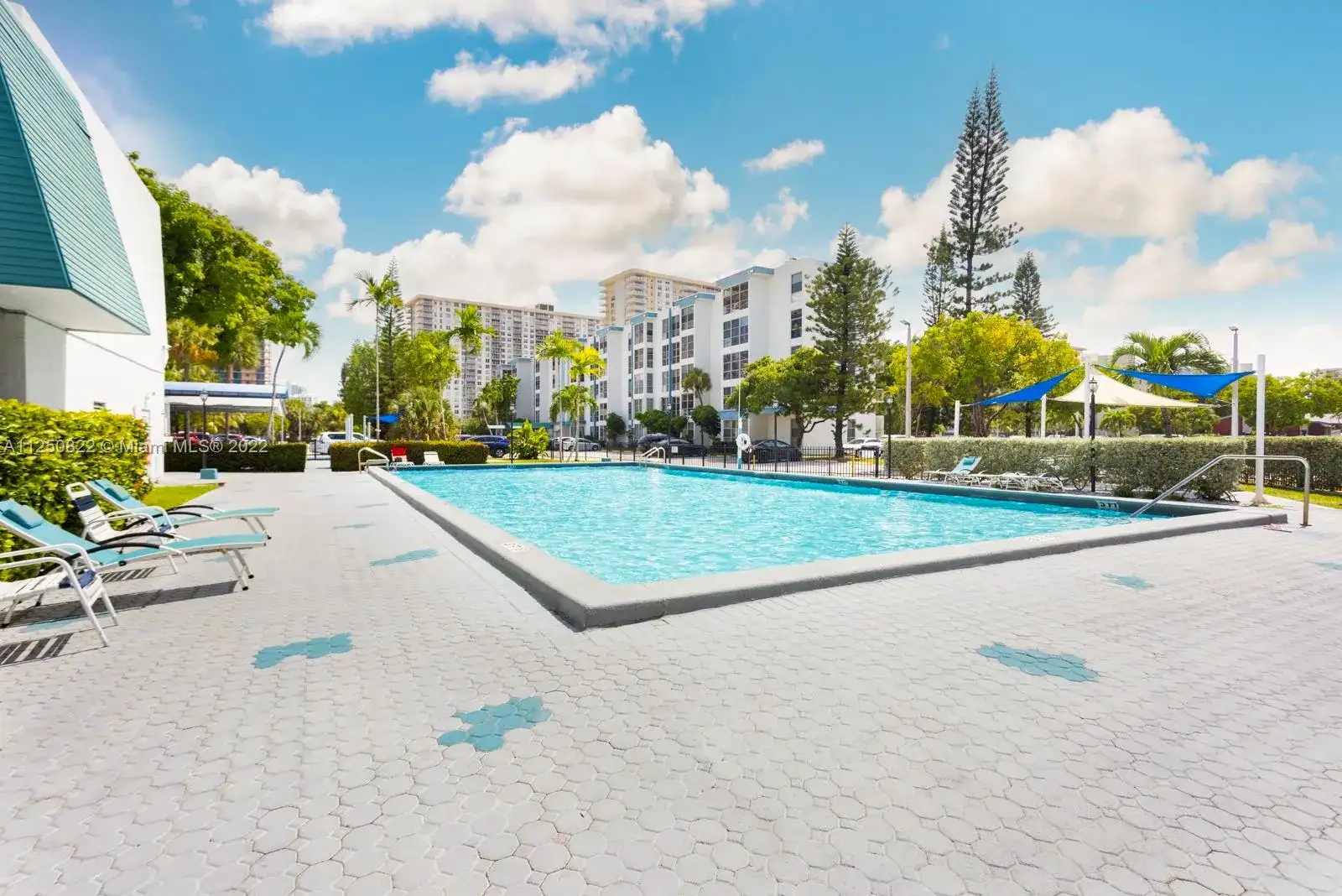 17620 Atlantic Blvd # 1, Sunny Isles Beach FL 33160 photo 5