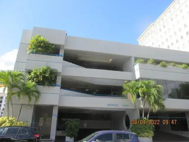 306 Alcazar Ave, Coral Gables FL 33134 photo 2