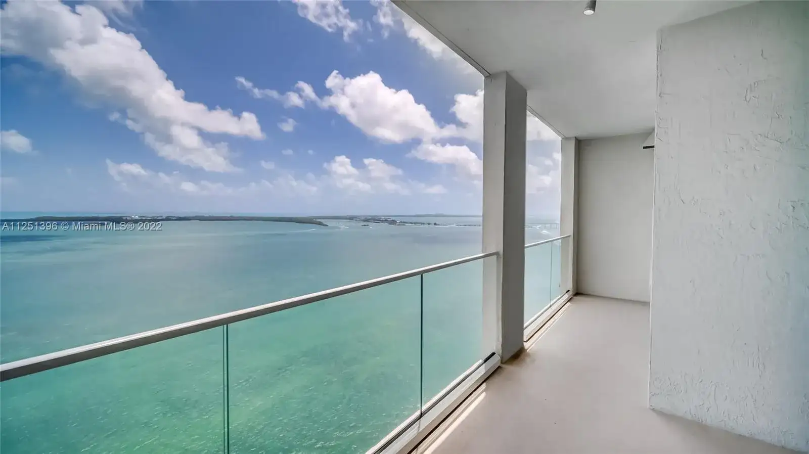 800 Claughton Island Dr # 3101, Miami FL 33131 photo 2