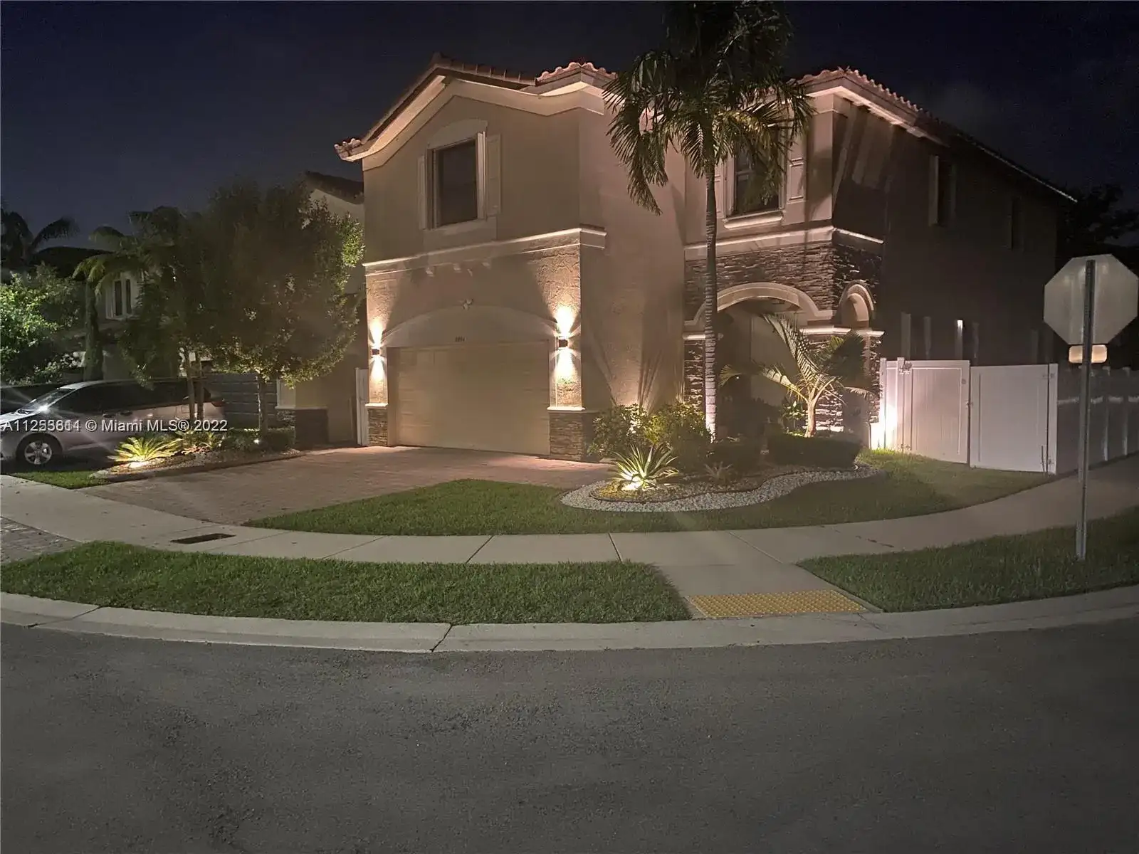 8894 W 34th Ave, Hialeah FL 33018 photo 5