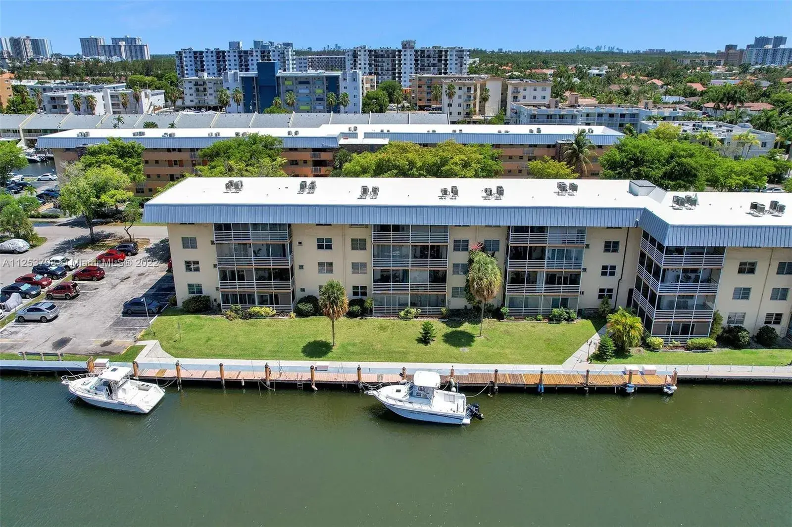 3551 NE 169th St # 212, North Miami Beach FL 33160