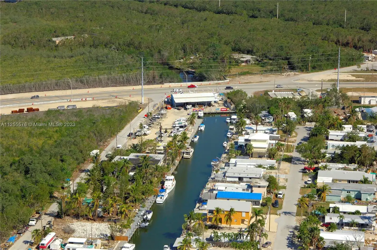 10660 Summerland Dr, FL 33037 photo 4