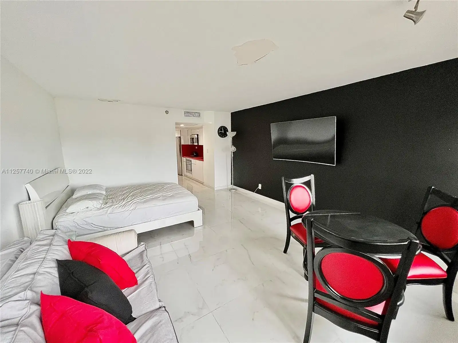 19201 Collins Ave # 130, Sunny Isles Beach FL 33160