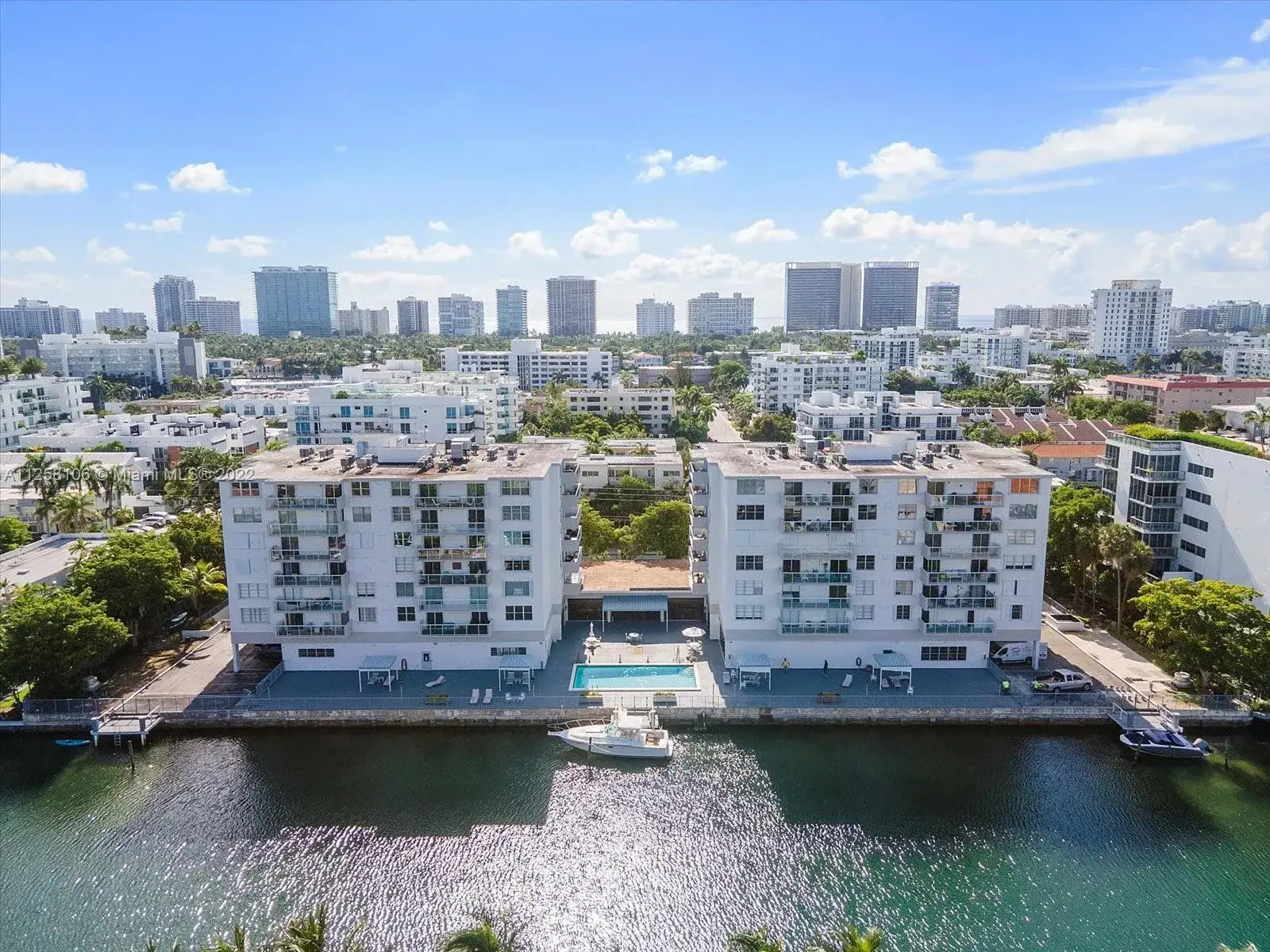 10000 W Bay Harbor Dr # 504, Bay Harbor Islands FL 33154
