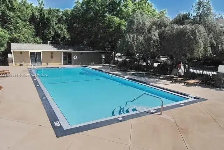 13389 ARBOR POINTE # 204, Tampa FL 33617 photo 3