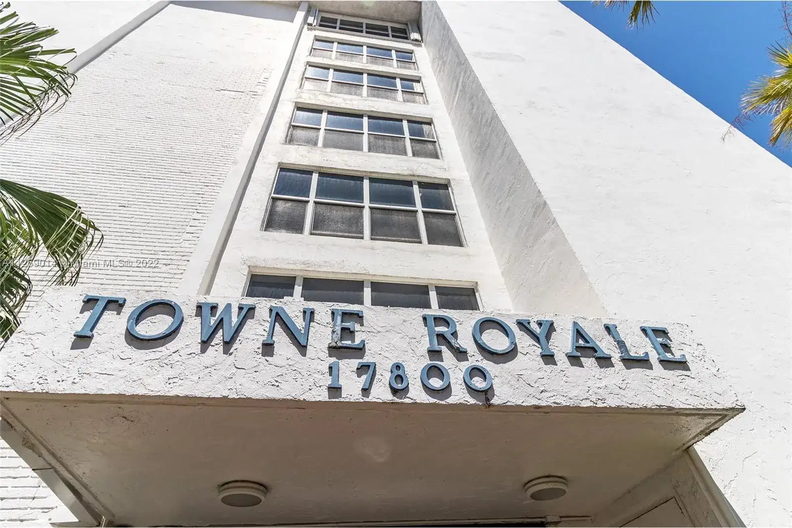 17800 Atlantic Blvd # 402, Sunny Isles Beach FL 33160 photo 2