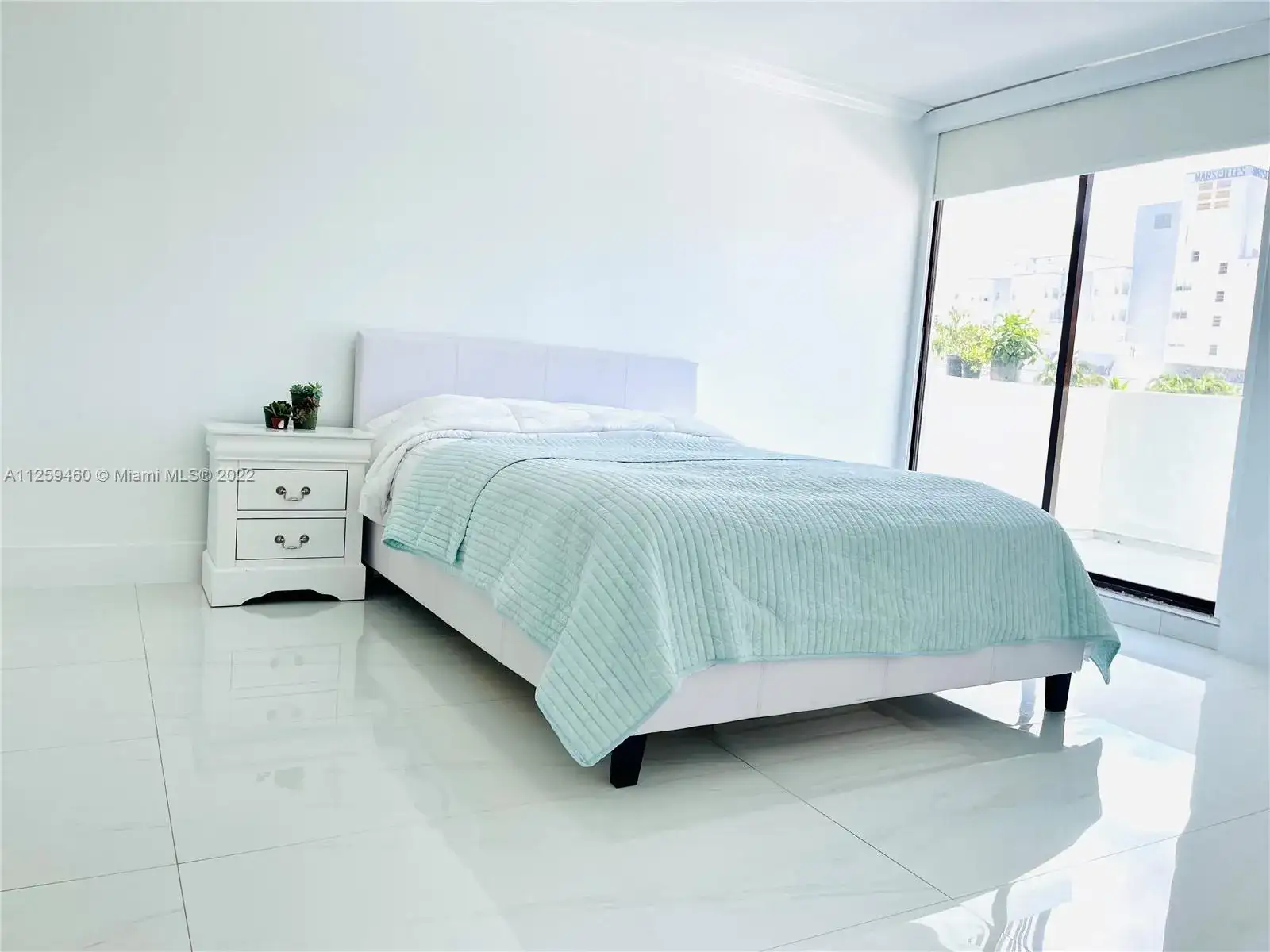 1800 Collins Ave # 5D, Miami Beach FL 33139 photo 4