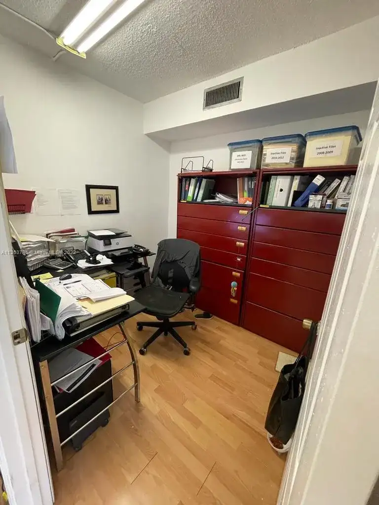 145 Madeira Ave # 202, Coral Gables FL 33134 photo 5