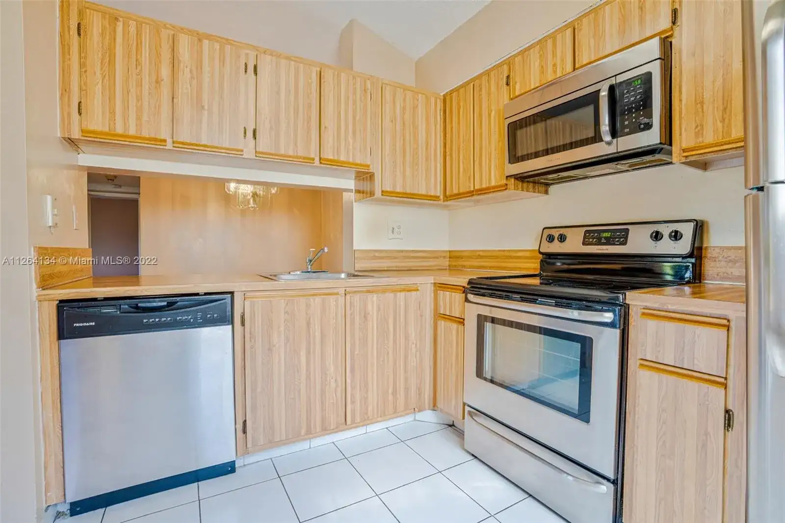 3065 N Oakland Forest Dr # 203, Oakland Park FL 33309 photo 3