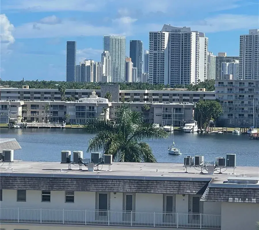 2200 E Hallandale Beach Blvd # 709, Hallandale Beach FL 33009