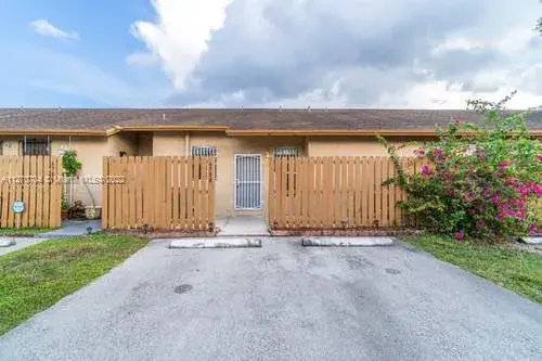 6708 NW 193rd Ter # 6708, Hialeah FL 33015