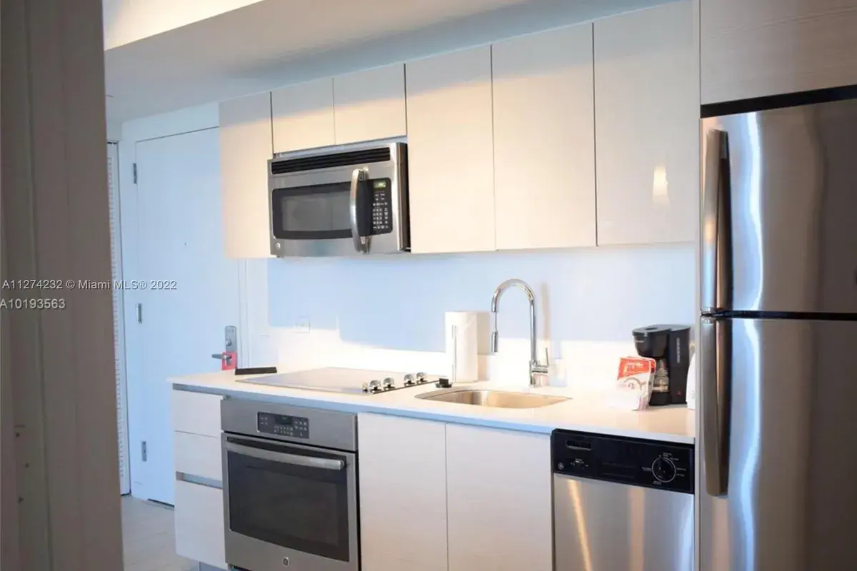 2602 E Hallandale Beach Blvd # R1503, Hallandale Beach FL 33009